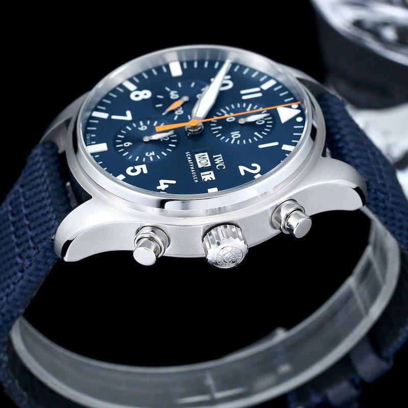 IWC 파일럿 시리즈 오토매틱 남성용 시계 001-251550
