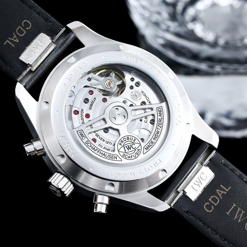 IWC 파일럿 시리즈 오토매틱 남성 시계 001-251554
