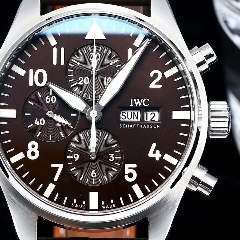 IWC 파일럿 시리즈 남성 오토매틱 시계 001-251556