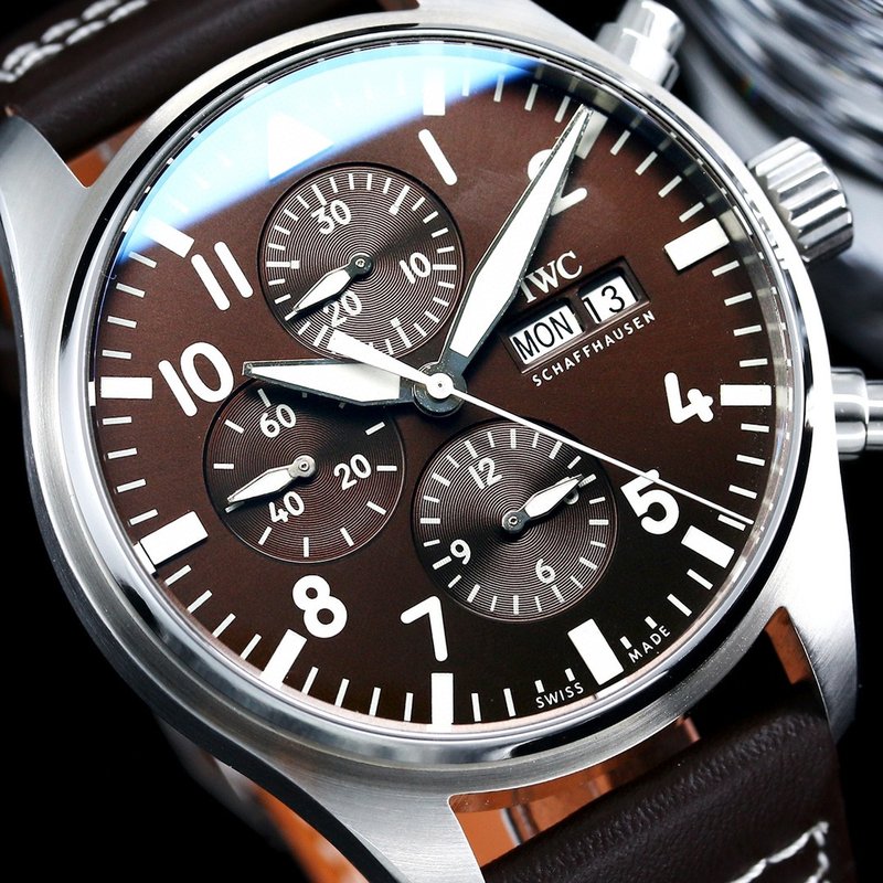 IWC 파일럿 시리즈 남성 오토매틱 시계 001-251556