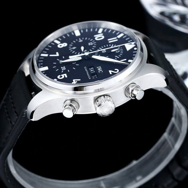 IWC 파일럿 시리즈 오토매틱 남성 시계 001-251570