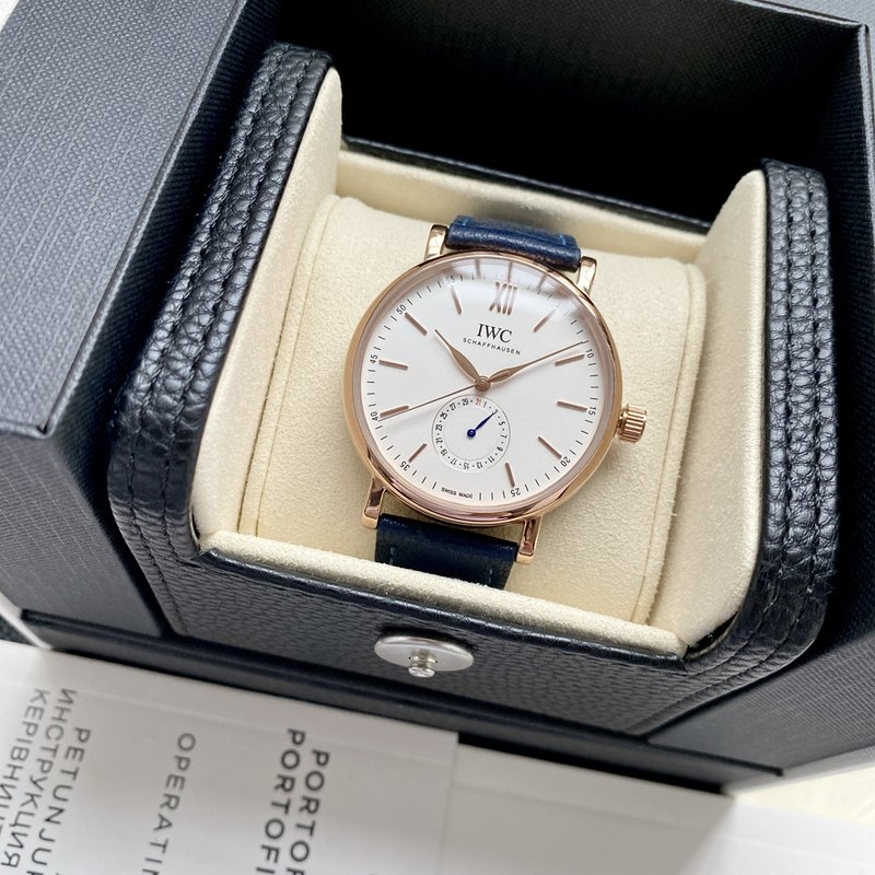 IWC 포르투기제 시리즈 포인터 캘린더 시계 001-251578