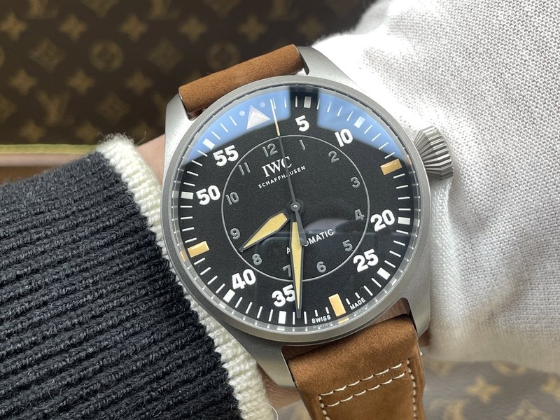 IWC 피트파이어 파일럿 워치 5 급 티타늄 소재 001-251591