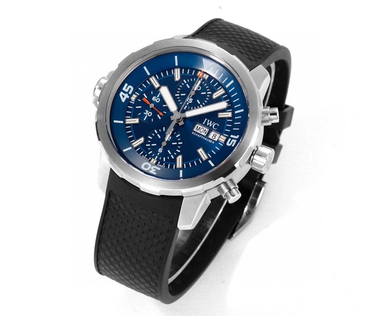 IWC 아쿠아타이머 상어 에디션 남성 시계 001-251601