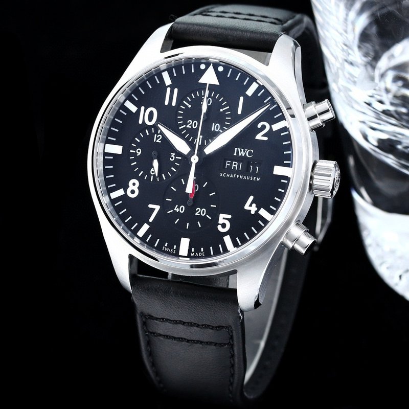 IWC 파일럿 시리즈 오토매틱 남성 시계 001-251616