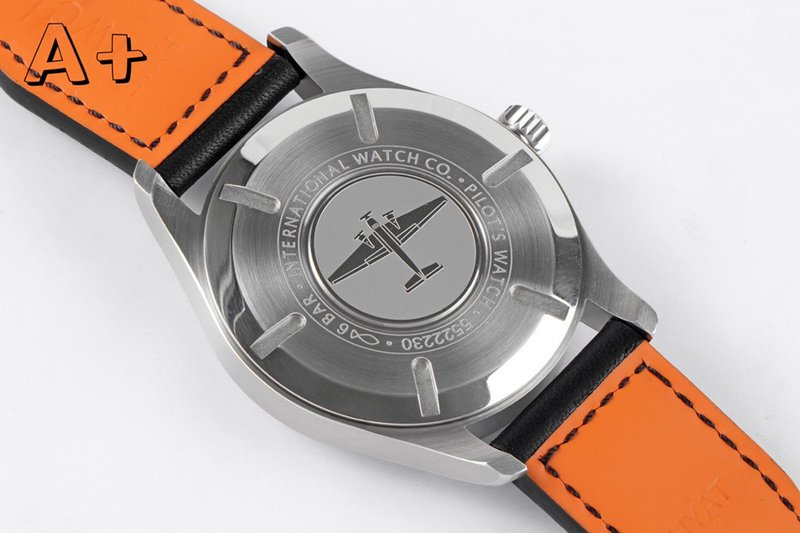 IWC 파일럿 마크 18 헤리티지 시계 001-251617