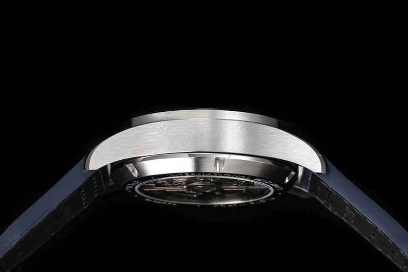 IWC 파일럿 시리즈 스틸 토매틱 시계 001-251621