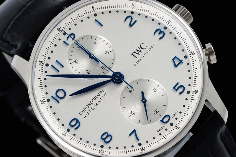 IWC 포르투기제 스틸 브레이슬릿 크로노그래프 001-251668