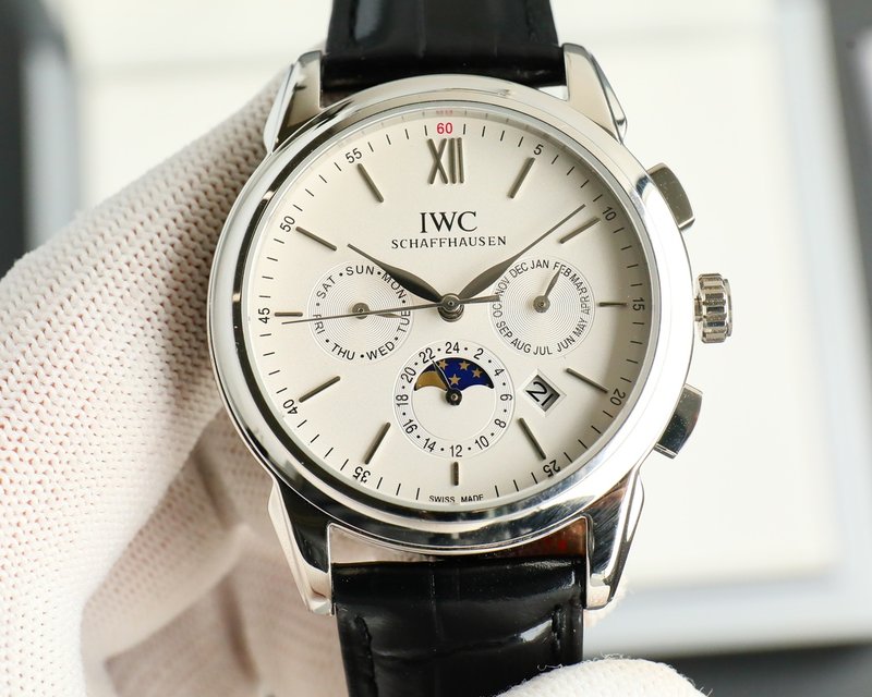 IWC 포르투기제 오토매 무브먼트 시계 001-251685