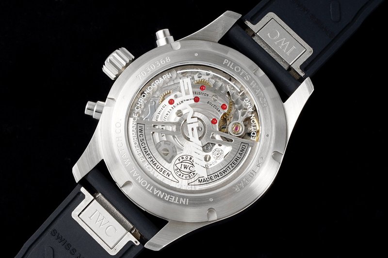 IWC 파일럿 시리즈 스틸 러버 스트랩 시계 001-251695