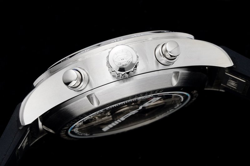 IWC 파일럿 시리즈 스틸 러버 스트랩 시계 001-251695