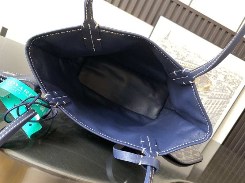 고야드 안주 미니 백 클래식 고야딘 패턴 네이비 001-251900