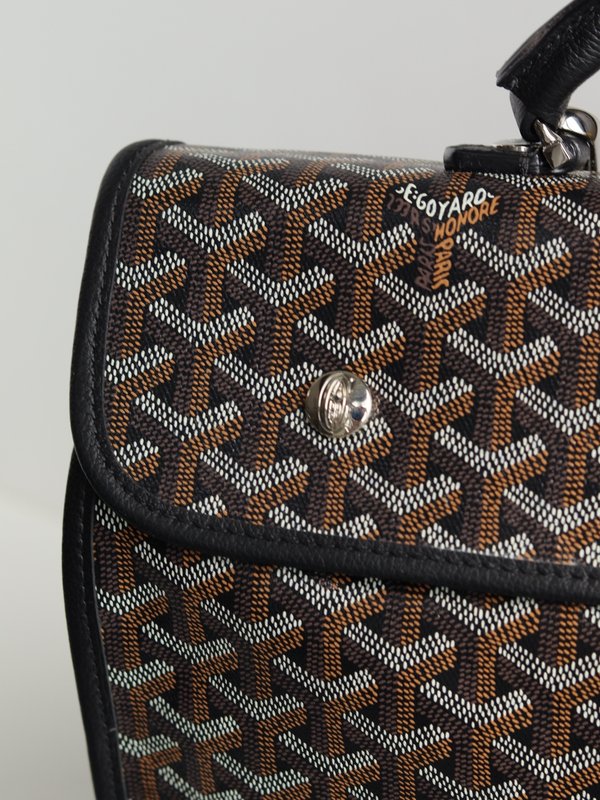 고야드 생레제 클래식 백팩 001-251948