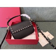 발렌티노 블랙 봉투형 숄더백 001-252035