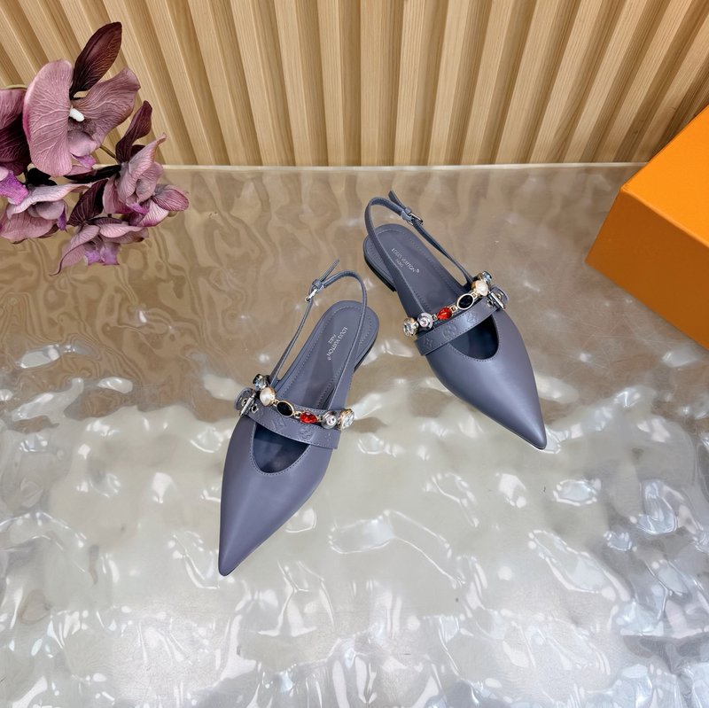 루이비통 바이브 체인 백스트랩 뾰족구두 샌들 001-252357