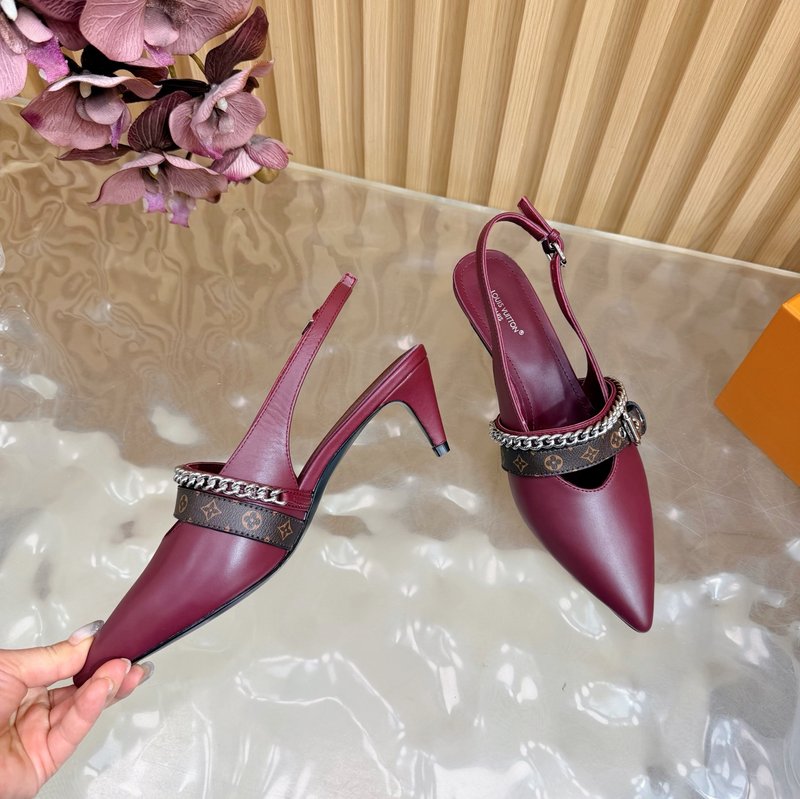 루이비통 바이브 체인 백스트랩 뾰족구두 샌들 001-252370