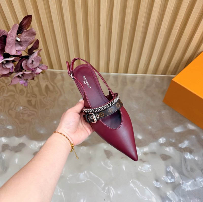 루이비통 바이브 체인 백스트랩 뾰족구두 샌들 001-252374