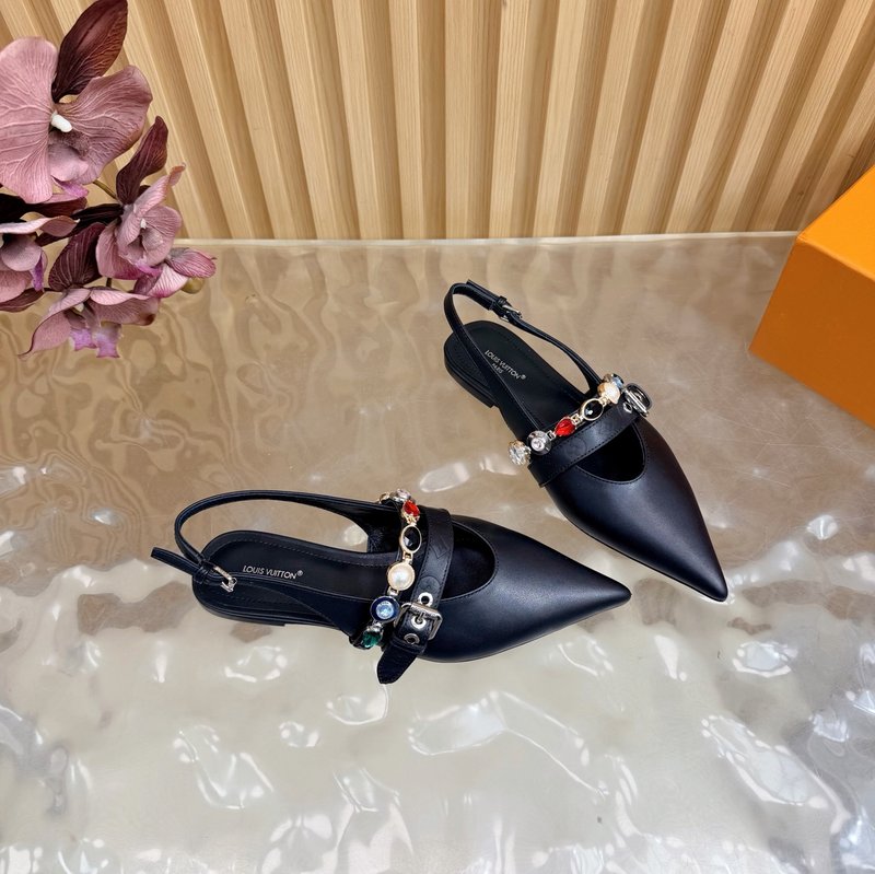 루이비통 바이브 체인 백슬링 뾰족구두 샌들 001-252377
