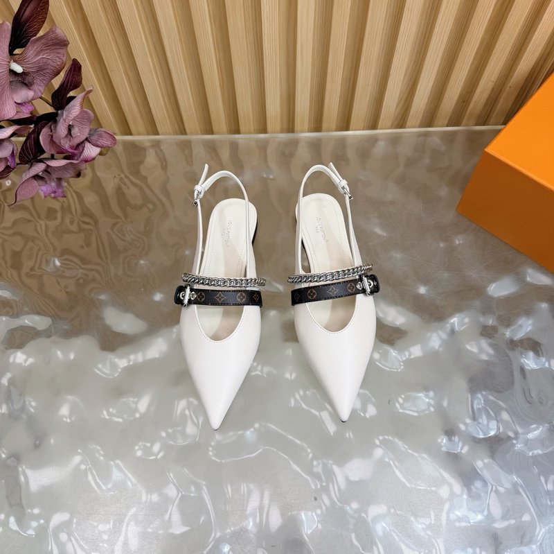 루이비통 바이브 체인 백스트랩 뾰족구두 샌들 001-252378