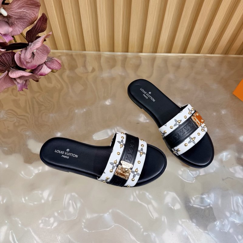 루이비통 여성 플랫 캣힐 슬리퍼 001-252514