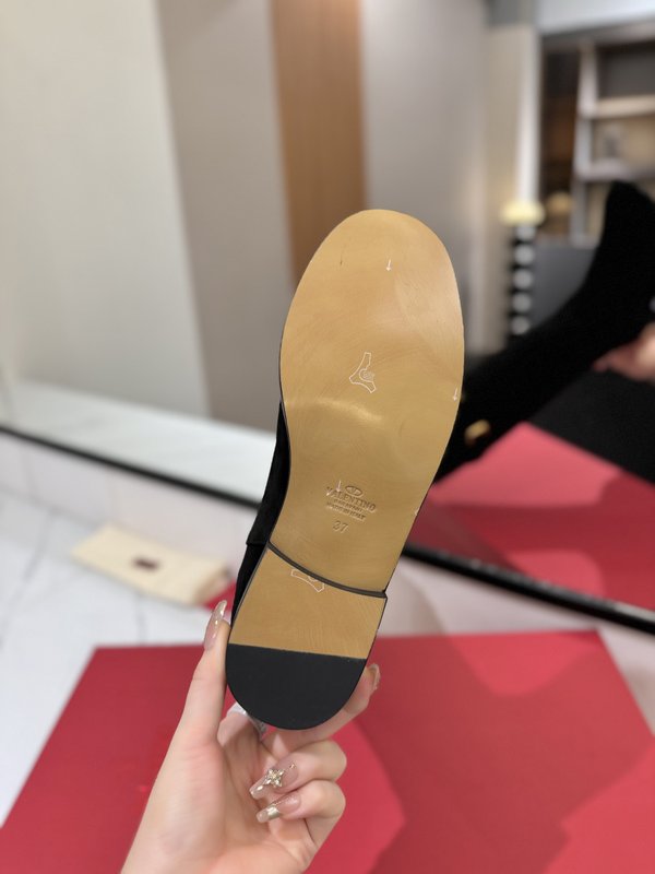 발렌티노 빈티지 버클 라운드 토 니부츠 001-252587