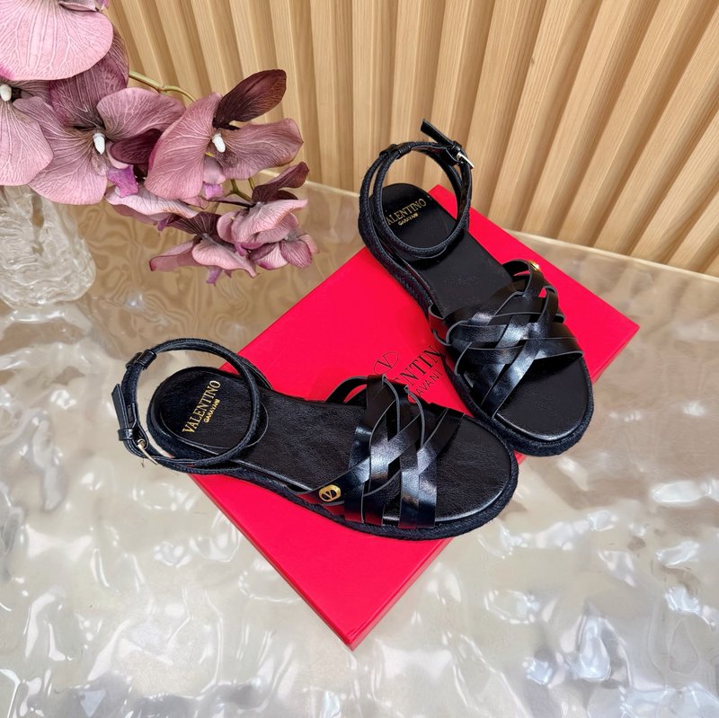 발렌티노 V 버클 로프 샌들 001-252760