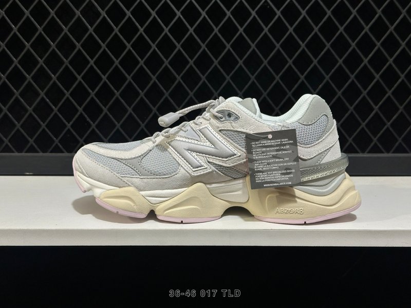 뉴발란스 NB9060 레트로 캐주얼 스니커즈 001-253630