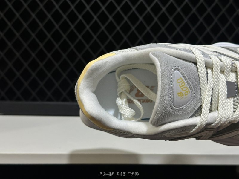 뉴발란스 NB9060 레트로 데일리 스니커즈 001-253664