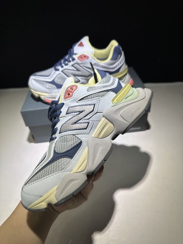 뉴발란스 NB9060 복고풍 두꺼운 밑창 운동화 001-253683