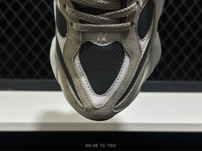뉴발란스 NB9060 레트로 캐주얼 러닝화 001-253695