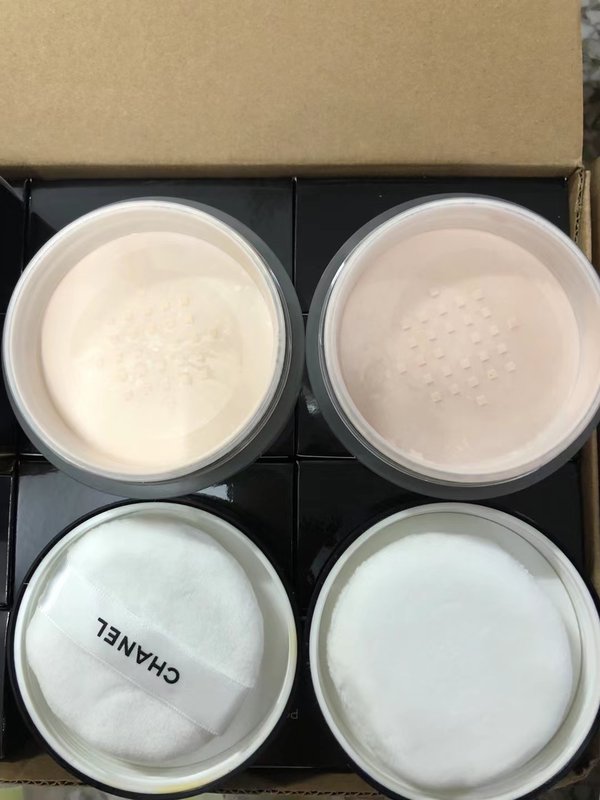 샤넬 라이트 퍼펙트 루스 파우더 30g 001-254712