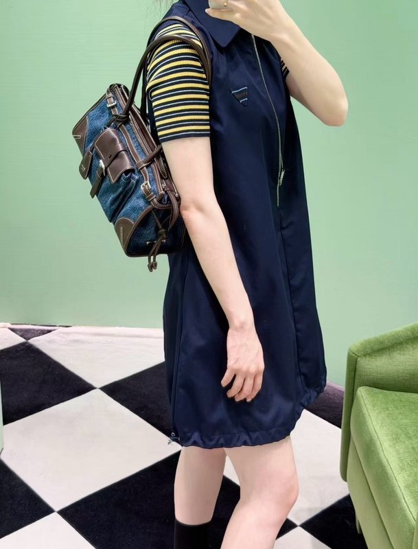 네이비 민소매 폴로 원피스 001-255571
