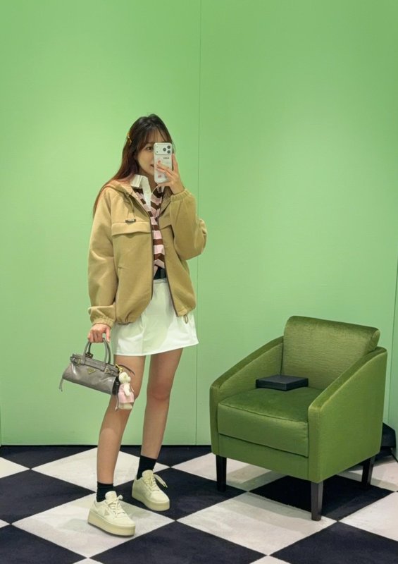프라다 카키색 플리스 후드 자켓 001-255584