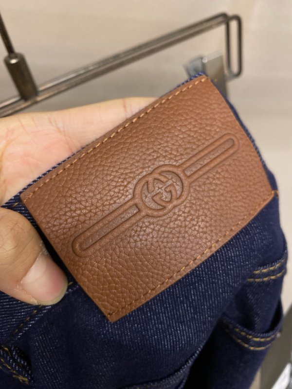 구찌 남성 슬림 스트레이트 데님 팬츠 001-255662