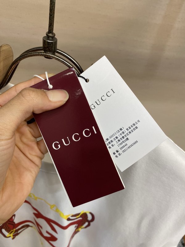 구찌 2026 신상 면 100% 디지털 프린팅 반팔 티 001-255675