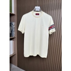 구찌 레드 블루 스트라이프 소매 라운드 티셔츠 001-255678