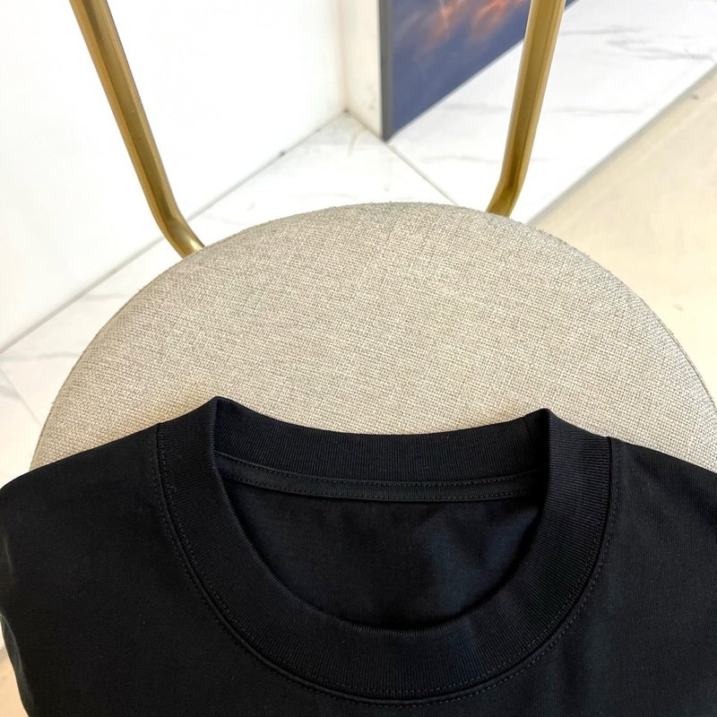 구찌 여름 신상 라운드넥 반팔 티셔츠 001-255982