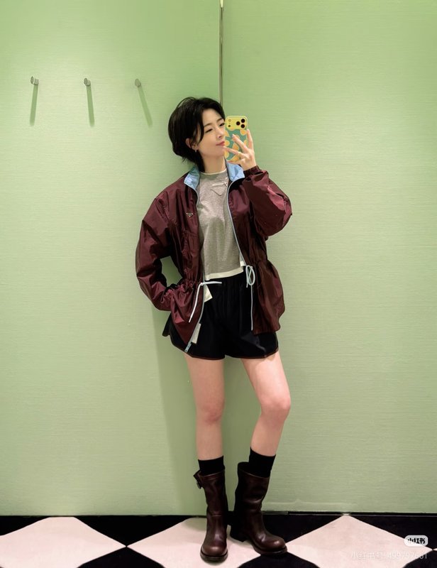 프라다 와인레드 나일론 끈 조절 자켓 001-256024