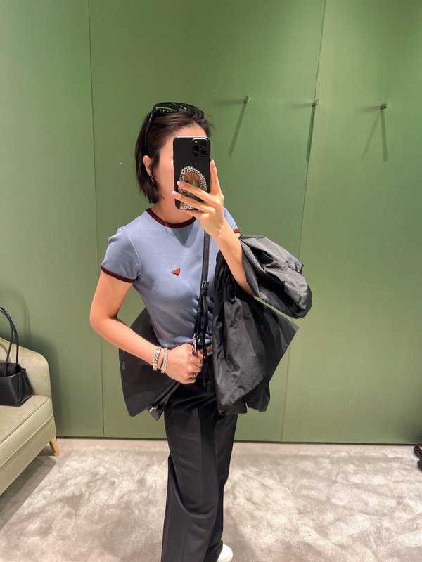 컬러 블록 로고 면 라운드넥 반팔 티셔츠 001-256036