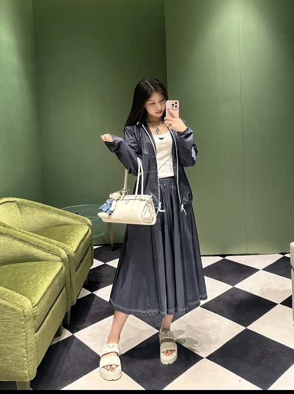 네이비 명선 미디 A 라인 스커트 001-256071