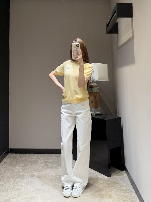 로우 자수 니트 반팔 티셔츠 001-256128