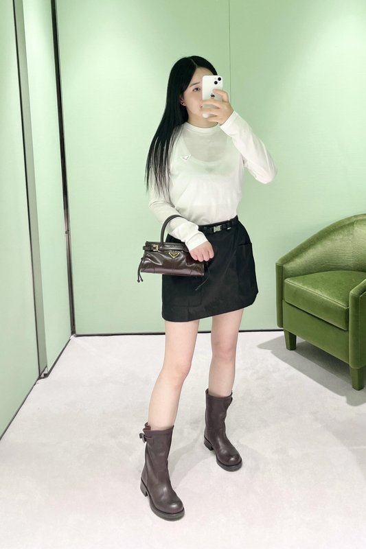 프라다 클래식 나일론 벨트 블랙 스커트 001-256133