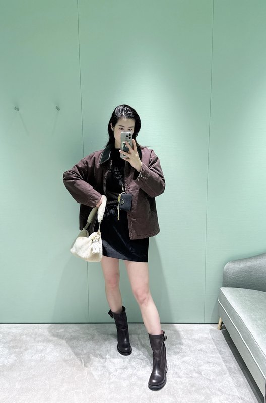 프라다 클래식 나일론 벨트 블랙 스커트 001-256133
