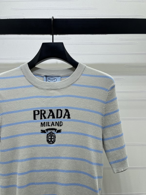 프라다 스트라이프 니트 반팔 티셔츠 001-256135