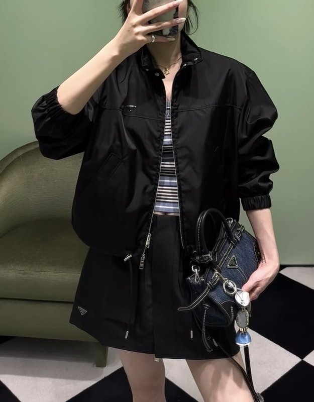 클래식 나일론 카고 스커트 001-256137