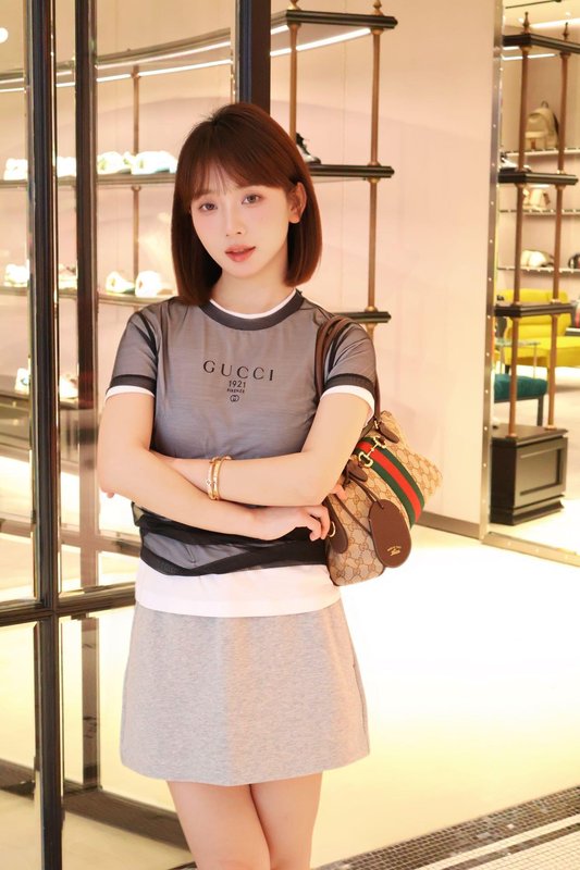 구찌 레이어드 코튼 로고 프린트 반팔 티셔츠 001-256210