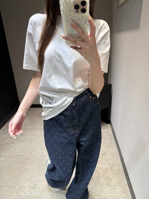 구찌 심플 레터 프린트 라운드넥 반팔 티셔츠 001-256319