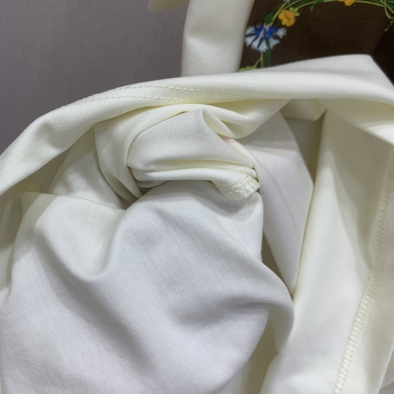 구찌 클래식 라운드넥 스퀘어 플라워 패턴 티셔츠 001-256346