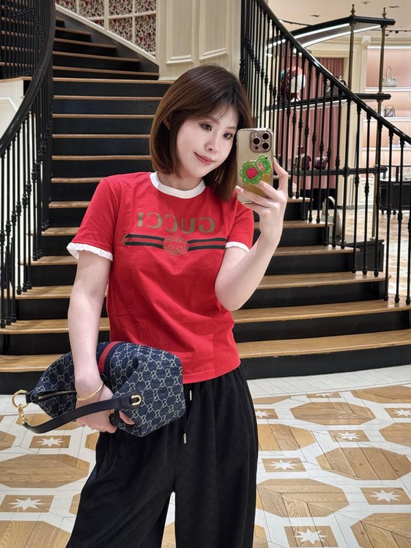 구찌 레터 프린트 러플 숏슬리브 티셔츠 001-256391