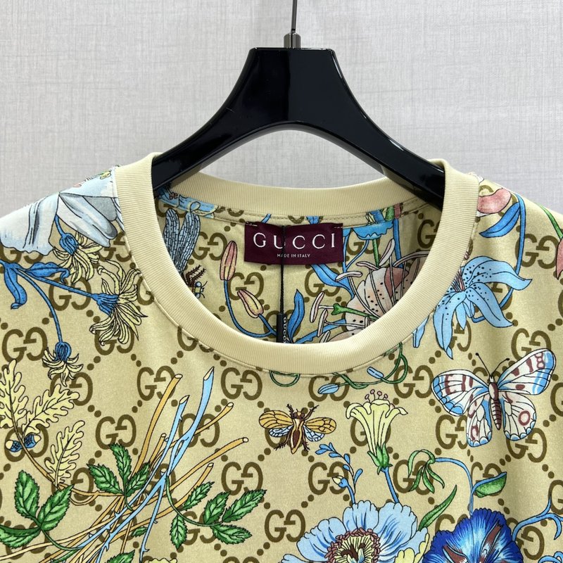 구찌 풀 프린팅 반팔 티셔츠 001-256393
